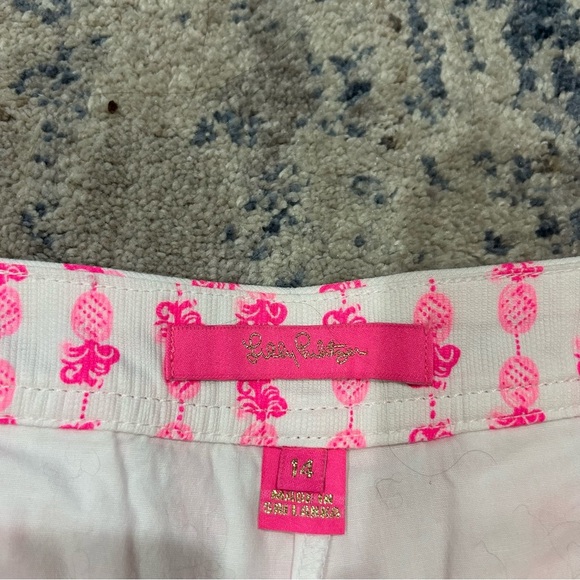 Lilly Pulitzer White & Hot Pink Pineapple Print Scallop Hem Colette Denim Skort - Picture 5 of 8